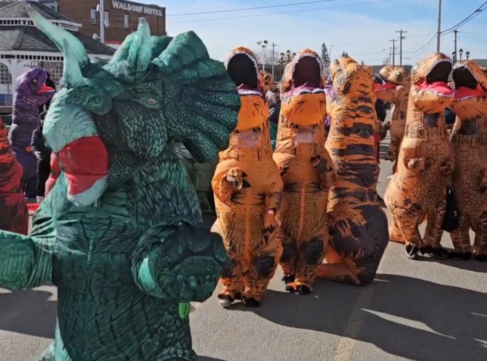Cochranites go Jurrasic for world record attempt - CochraneNow